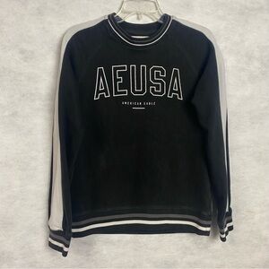 American Eagle Outfitters Black and White Crewneck Sweater